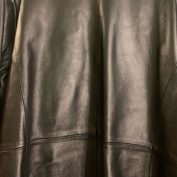 Woman leather single button jacket - Picture 12 of 14